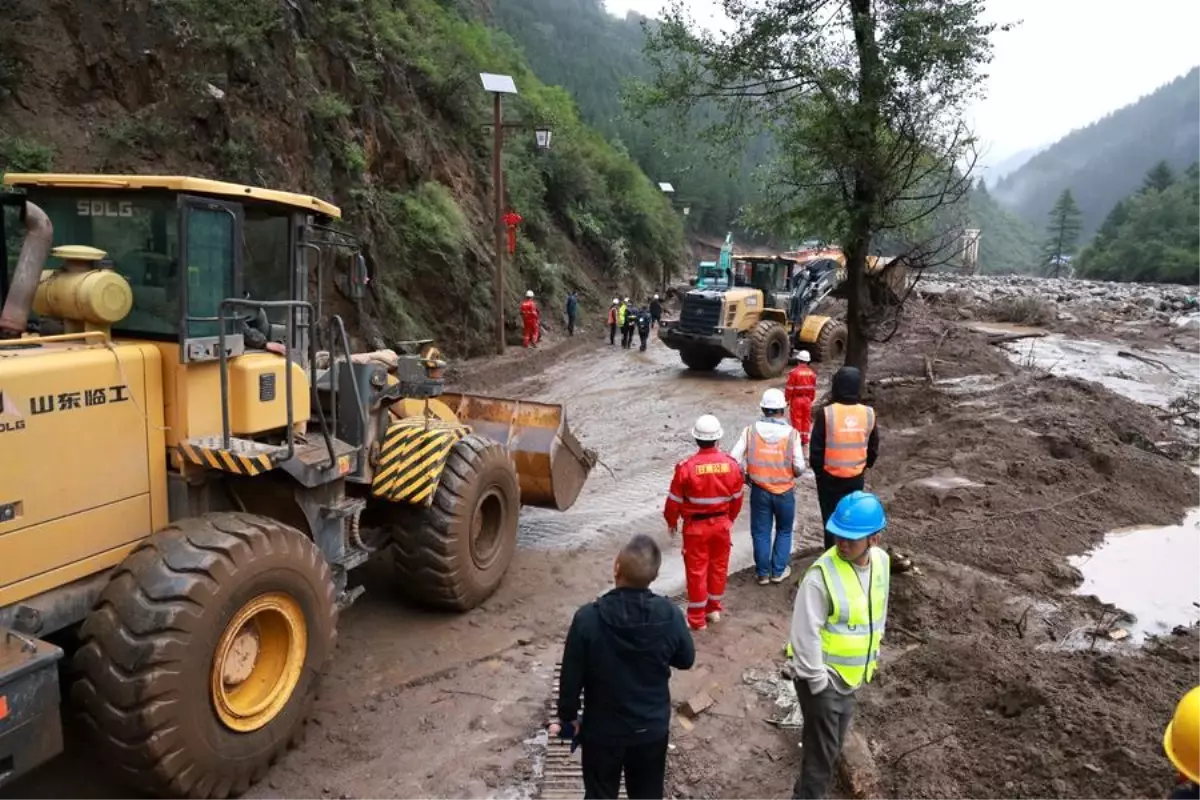 Gansu’da Sel: 10 Ölü, 33 Kayıp